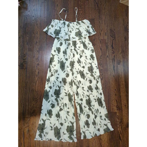 NWOT J.NNA Floral Pleated Wide Leg Jumpsuit - Picture 1 of 4